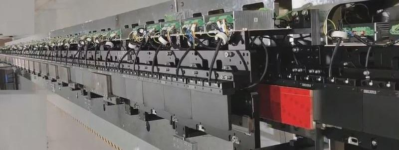 锂电池极耳整形柔性输送线解决方案